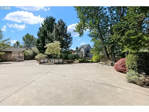 4385 Berry Lane Eugene OR 97404