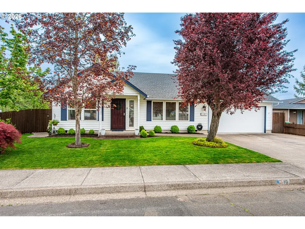 10 Davis Place Cottage Grove OR 97424