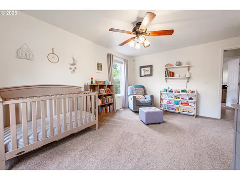 10 Davis Place Cottage Grove OR 97424