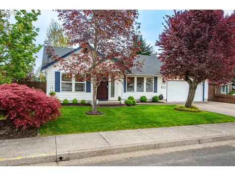 10 Davis Place Cottage Grove OR 97424