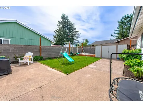 10 Davis Place Cottage Grove OR 97424