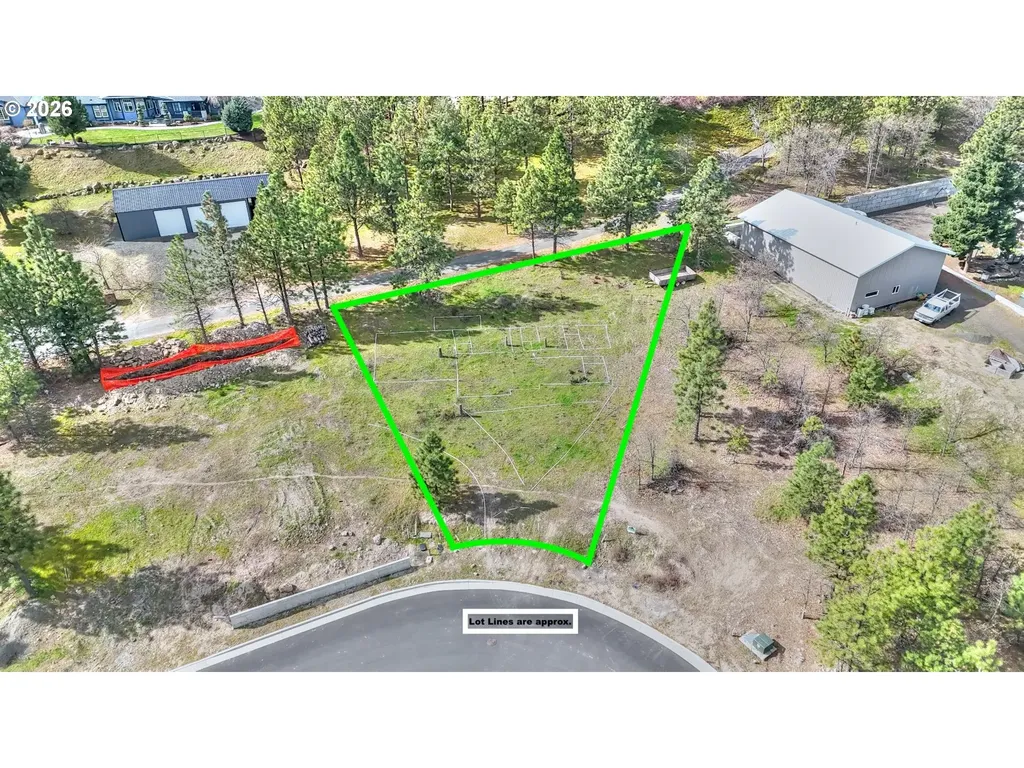 2442 W 15th Street The Dalles OR 97058