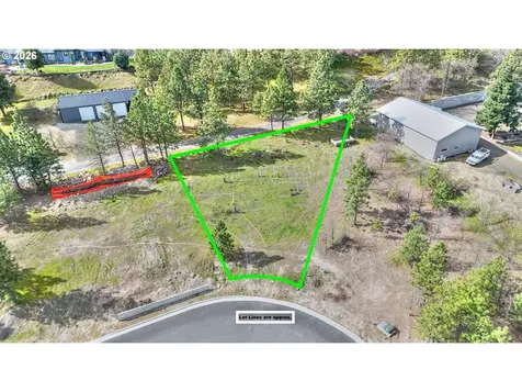 2442 W 15th Street The Dalles OR 97058