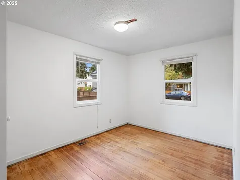 6009 SE 138th Place Portland OR 97236