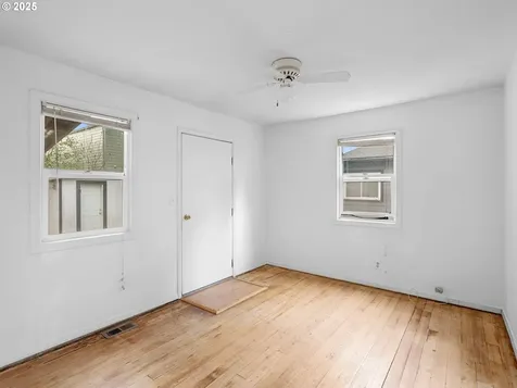 6009 SE 138th Place Portland OR 97236