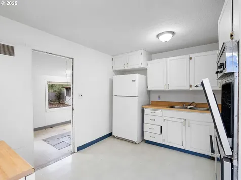 6009 SE 138th Place Portland OR 97236
