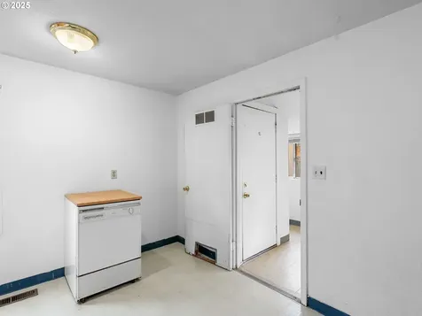 6009 SE 138th Place Portland OR 97236