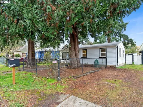 6009 SE 138th Place Portland OR 97236