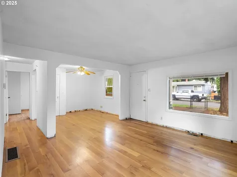 6009 SE 138th Place Portland OR 97236