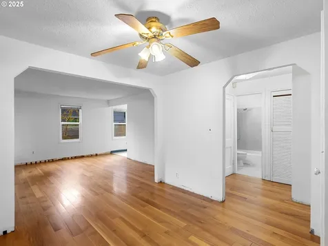 6009 SE 138th Place Portland OR 97236