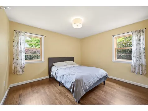 3286 NE Holman Street Portland OR 97211
