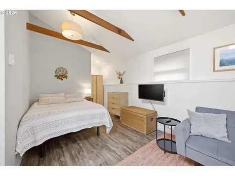 3286 NE Holman Street Portland OR 97211