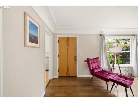 3286 NE Holman Street Portland OR 97211
