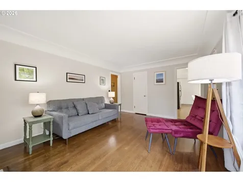 3286 NE Holman Street Portland OR 97211