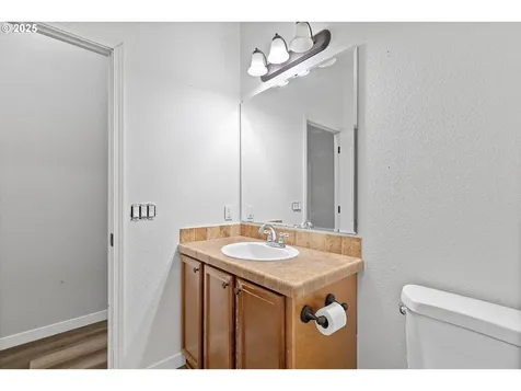 135 SW Wakonda Beach Road Waldport OR 97394