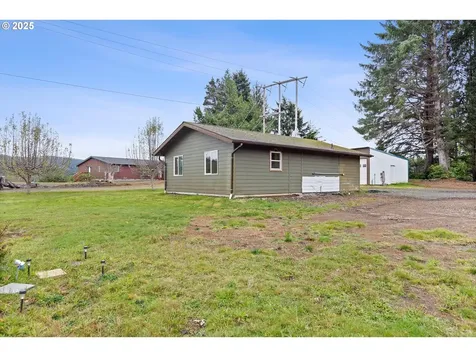 135 SW Wakonda Beach Road Waldport OR 97394