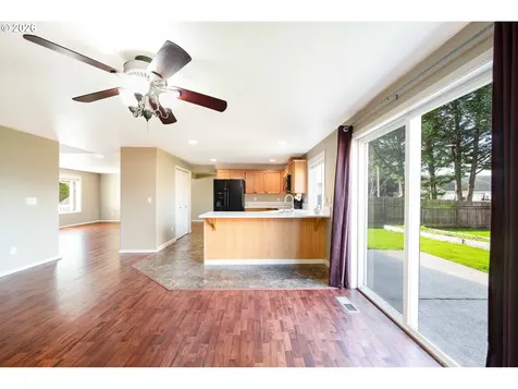 17302 NE 2nd Loop Vancouver WA 98684