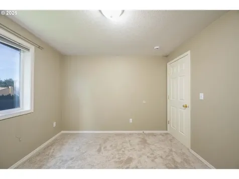 17302 NE 2nd Loop Vancouver WA 98684