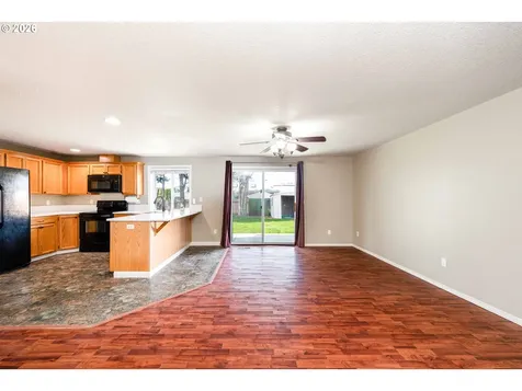 17302 NE 2nd Loop Vancouver WA 98684