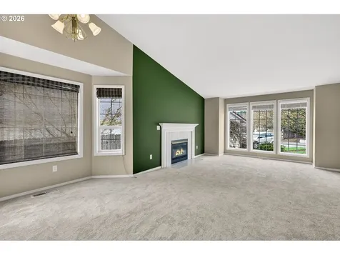 12001 NE 44th Avenue Vancouver WA 98686