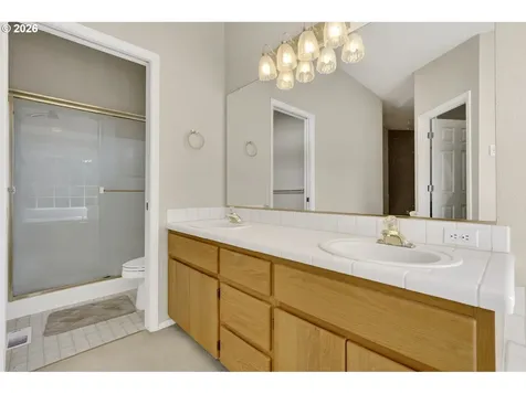 12001 NE 44th Avenue Vancouver WA 98686