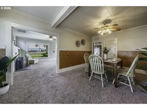 408 Oak Grove Road Medford OR 97501