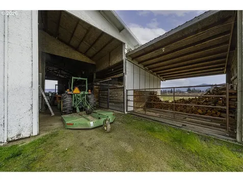 408 Oak Grove Road Medford OR 97501