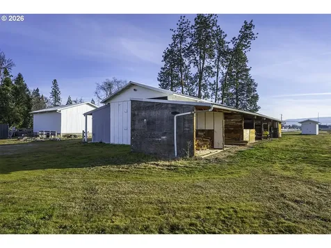 408 Oak Grove Road Medford OR 97501