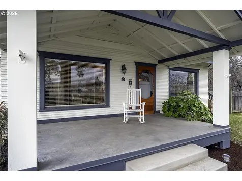 408 Oak Grove Road Medford OR 97501