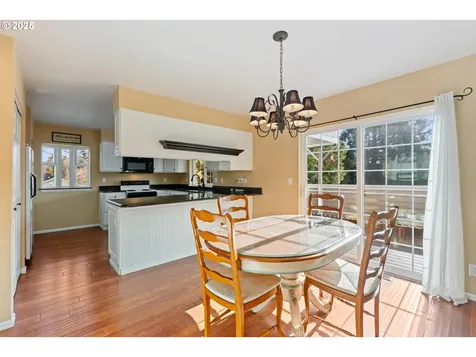 660 Jade Street Sutherlin OR 97479