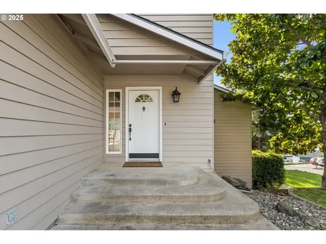 660 Jade Street Sutherlin OR 97479
