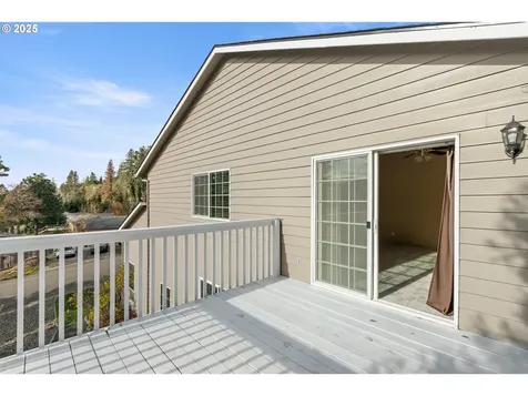 660 Jade Street Sutherlin OR 97479