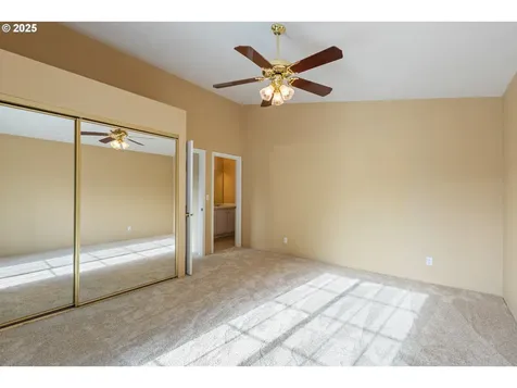 660 Jade Street Sutherlin OR 97479