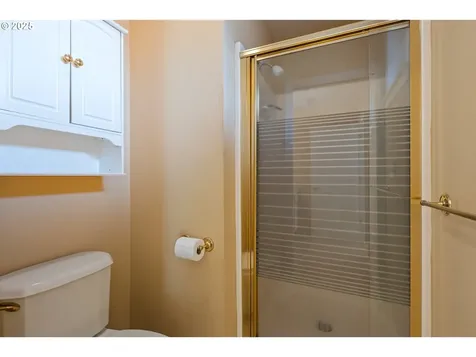 660 Jade Street Sutherlin OR 97479