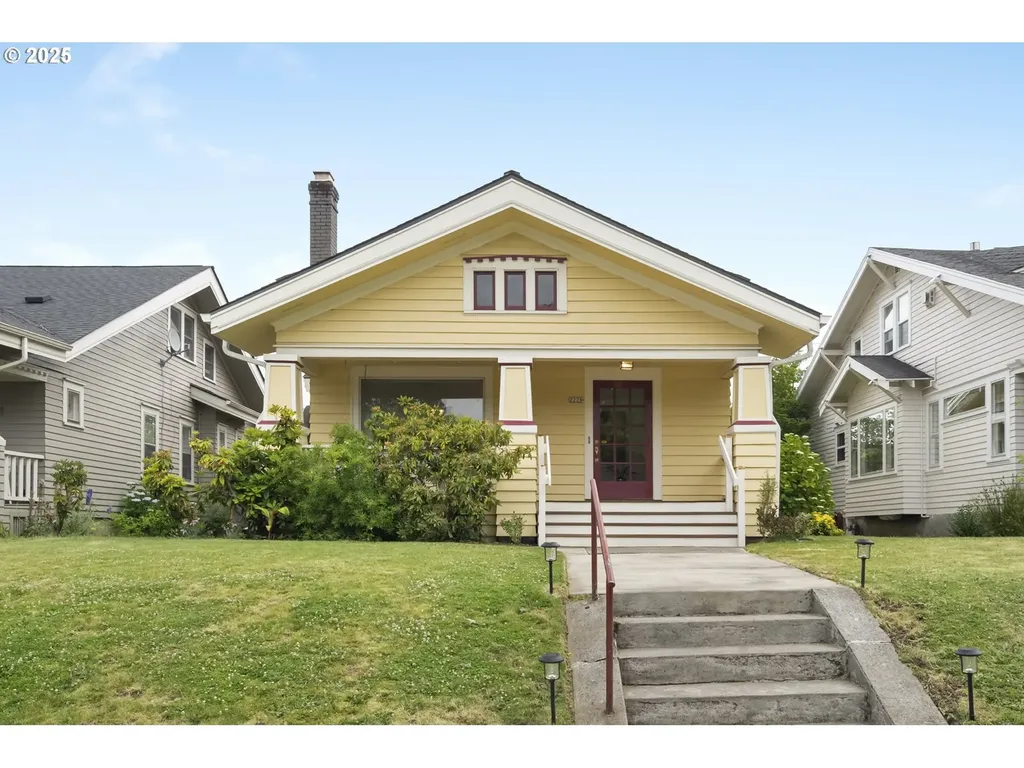2228 SE Ladd Avenue Portland OR 97214