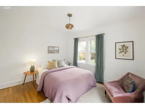 2228 SE Ladd Avenue Portland OR 97214