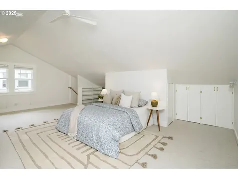 2228 SE Ladd Avenue Portland OR 97214
