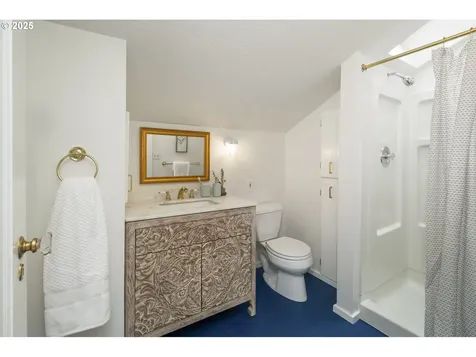 2228 SE Ladd Avenue Portland OR 97214