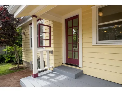 2228 SE Ladd Avenue Portland OR 97214