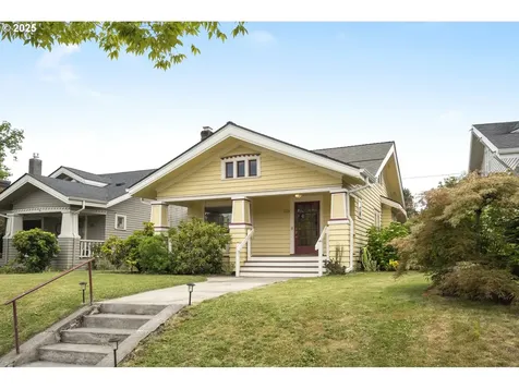2228 SE Ladd Avenue Portland OR 97214