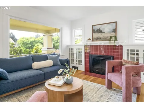 2228 SE Ladd Avenue Portland OR 97214