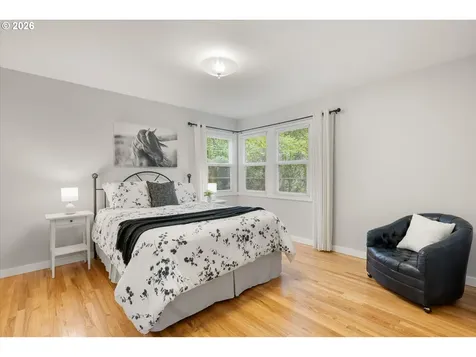 8108 SW 9th Avenue Portland OR 97219