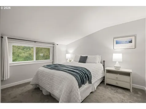 8108 SW 9th Avenue Portland OR 97219