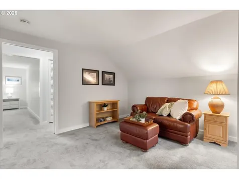 8108 SW 9th Avenue Portland OR 97219