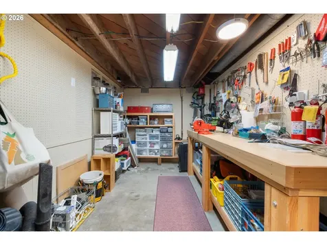 8108 SW 9th Avenue Portland OR 97219