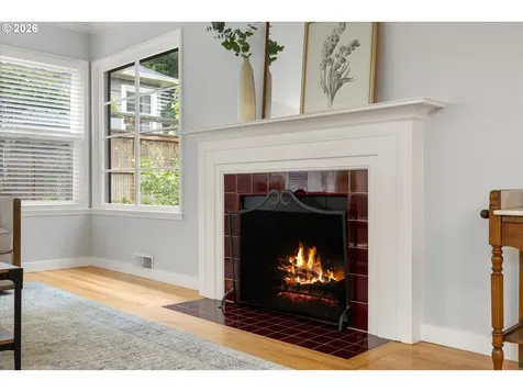 8108 SW 9th Avenue Portland OR 97219