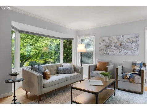 8108 SW 9th Avenue Portland OR 97219