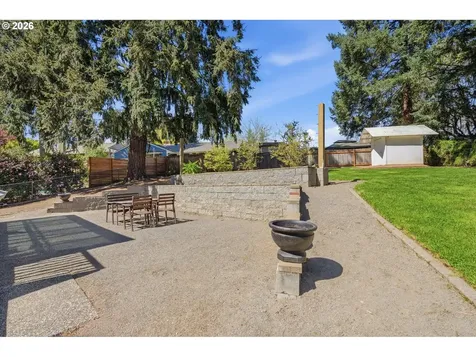13475 SW Village Glenn Drive Tigard OR 97223
