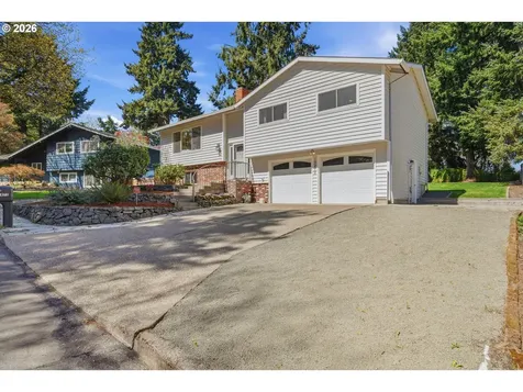 13475 SW Village Glenn Drive Tigard OR 97223