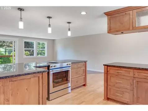 423 NE Hacienda Place Gresham OR 97030